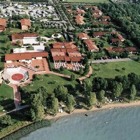 Bungalow Comfort Ośrodek wypoczynkowy *